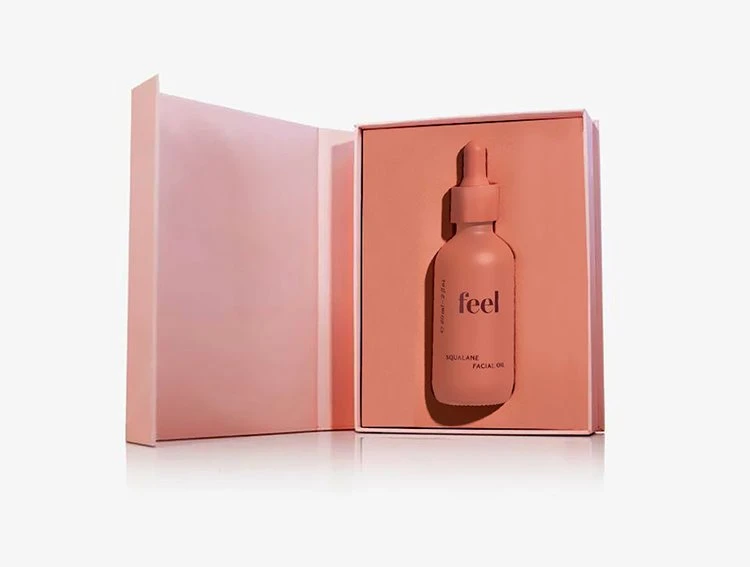 custom packaging for essential oils