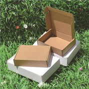 Scatola postale Kraft marrone